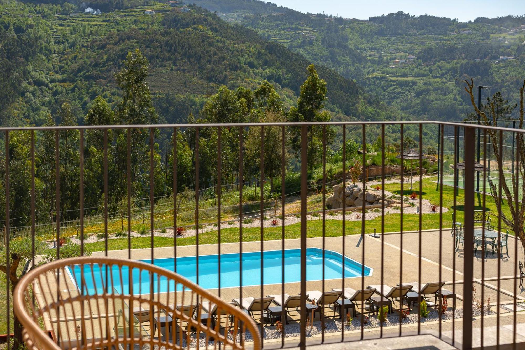 Quinta De Cabanas Douro Country House Penha Longa Екстериор снимка