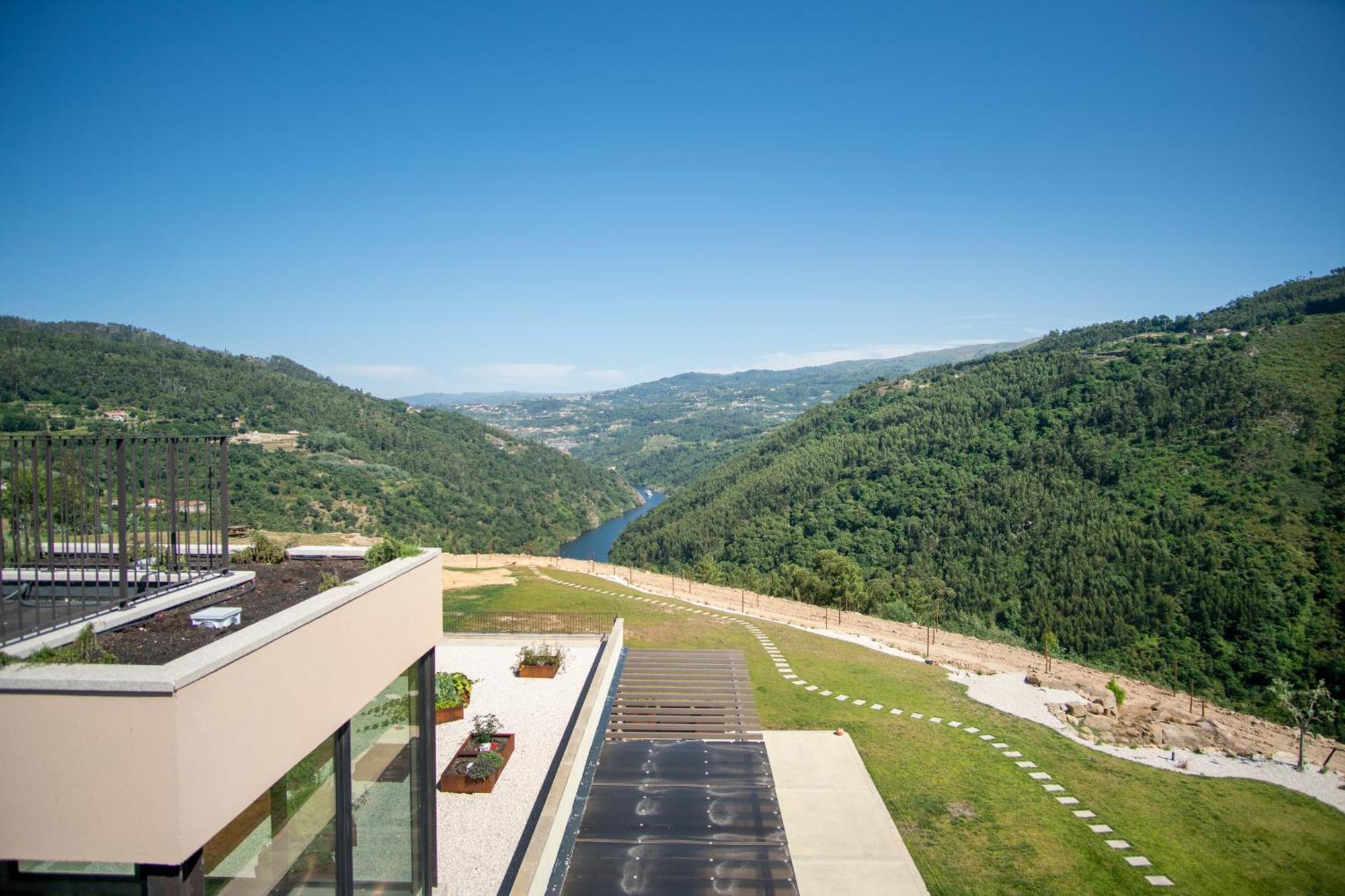 Quinta De Cabanas Douro Country House Penha Longa Екстериор снимка